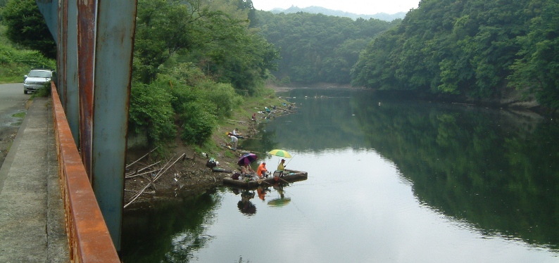 �O���΁i��t���N�Îs�j