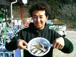 ���y�Y�ł�